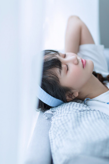 远方的山楂树