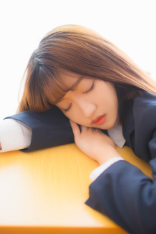 不知火舞被三人围攻